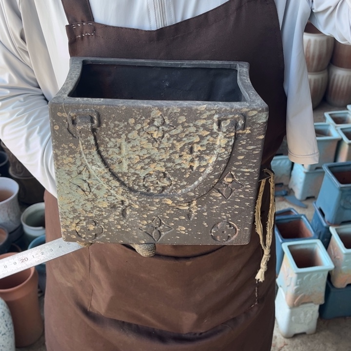 长18宽12高16瑕疵瑕疵