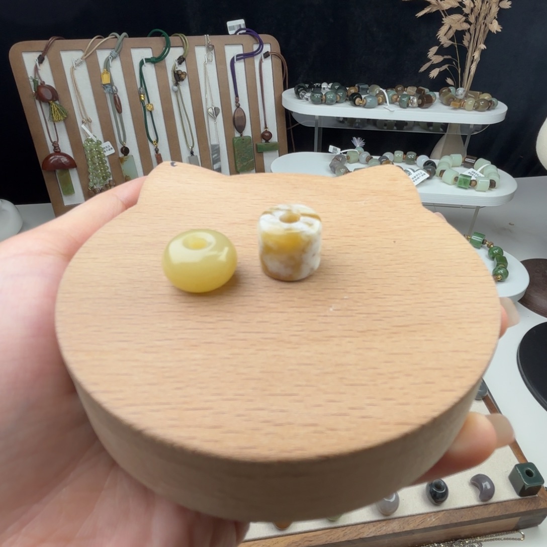 ****和田玉（糖玉）未镶嵌手链