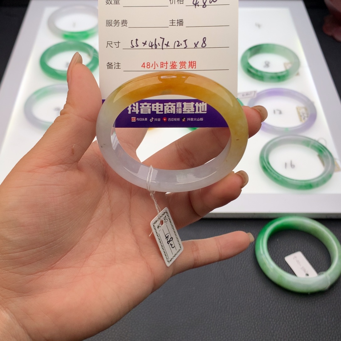 翡翠手镯未镶嵌h***n翡翠手镯