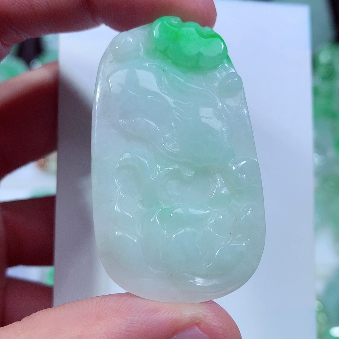 翡翠颈饰未镶嵌缅甸翡翠