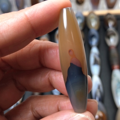 罗***）玛瑙/玉髓未镶嵌吊坠(不含链)