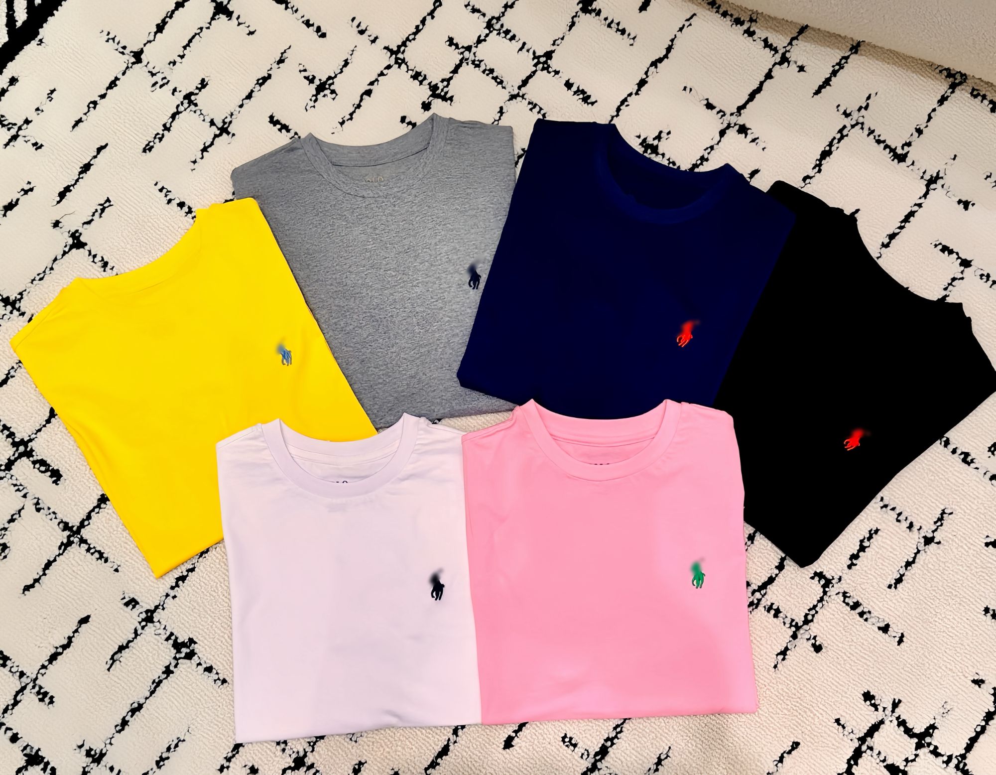 圆领短袖刺绣休闲风T恤时尚简约薄雾少女风小马同款