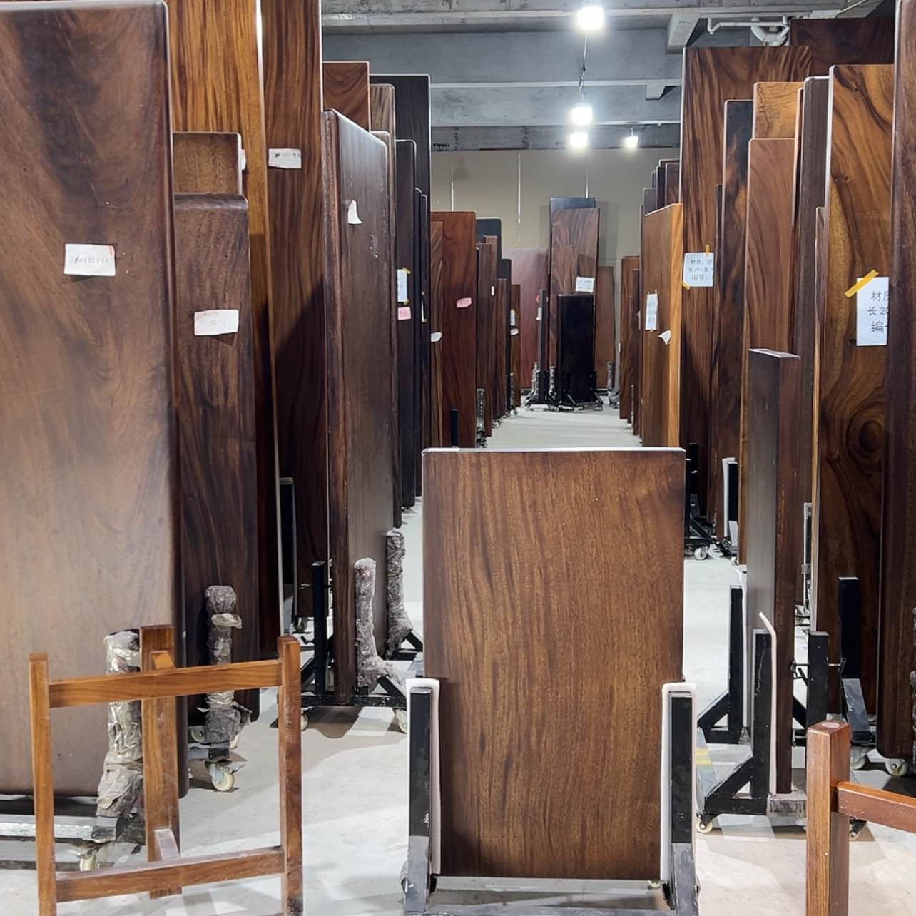 【闪购商品】木南美胡桃木大板100-59-6