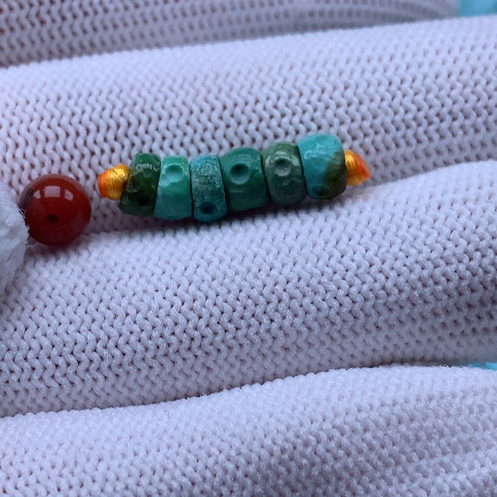 南红玛瑙未镶嵌珠宝奇石