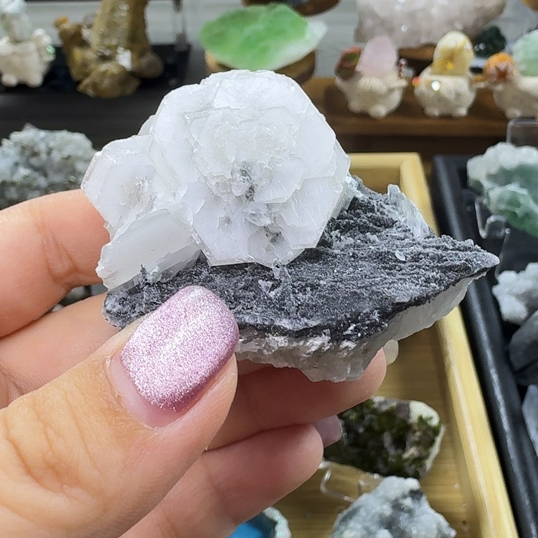 石材11号玫瑰饼干方解摆件