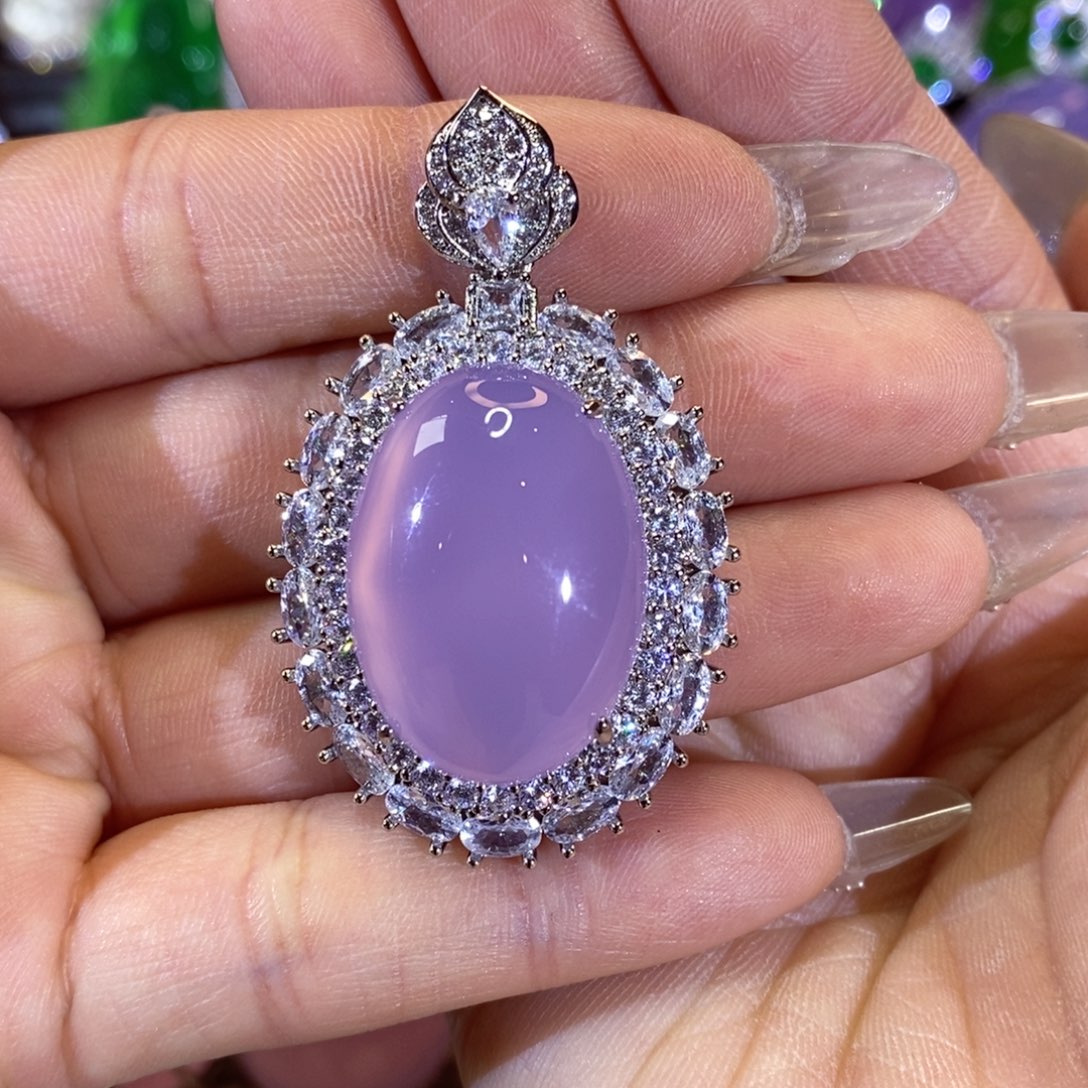 玛瑙/玉髓颈饰未镶嵌