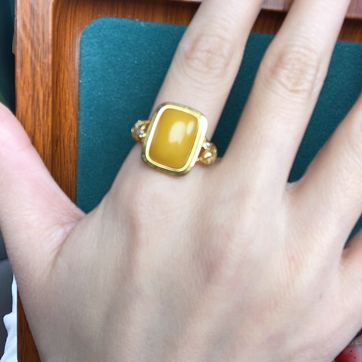 蜜蜡戒指银S925镶嵌戒指