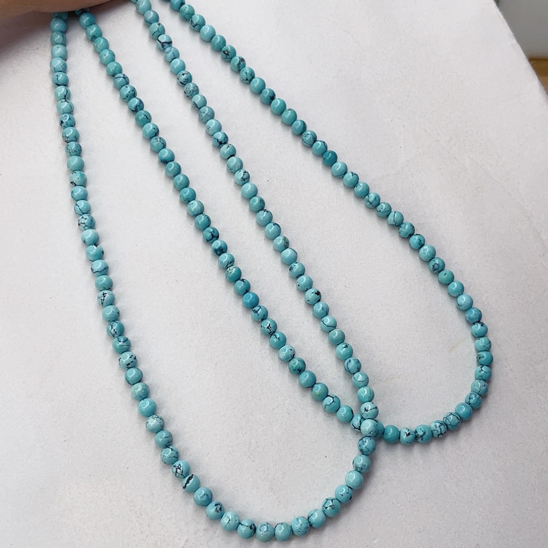 绿松石未镶嵌颈饰