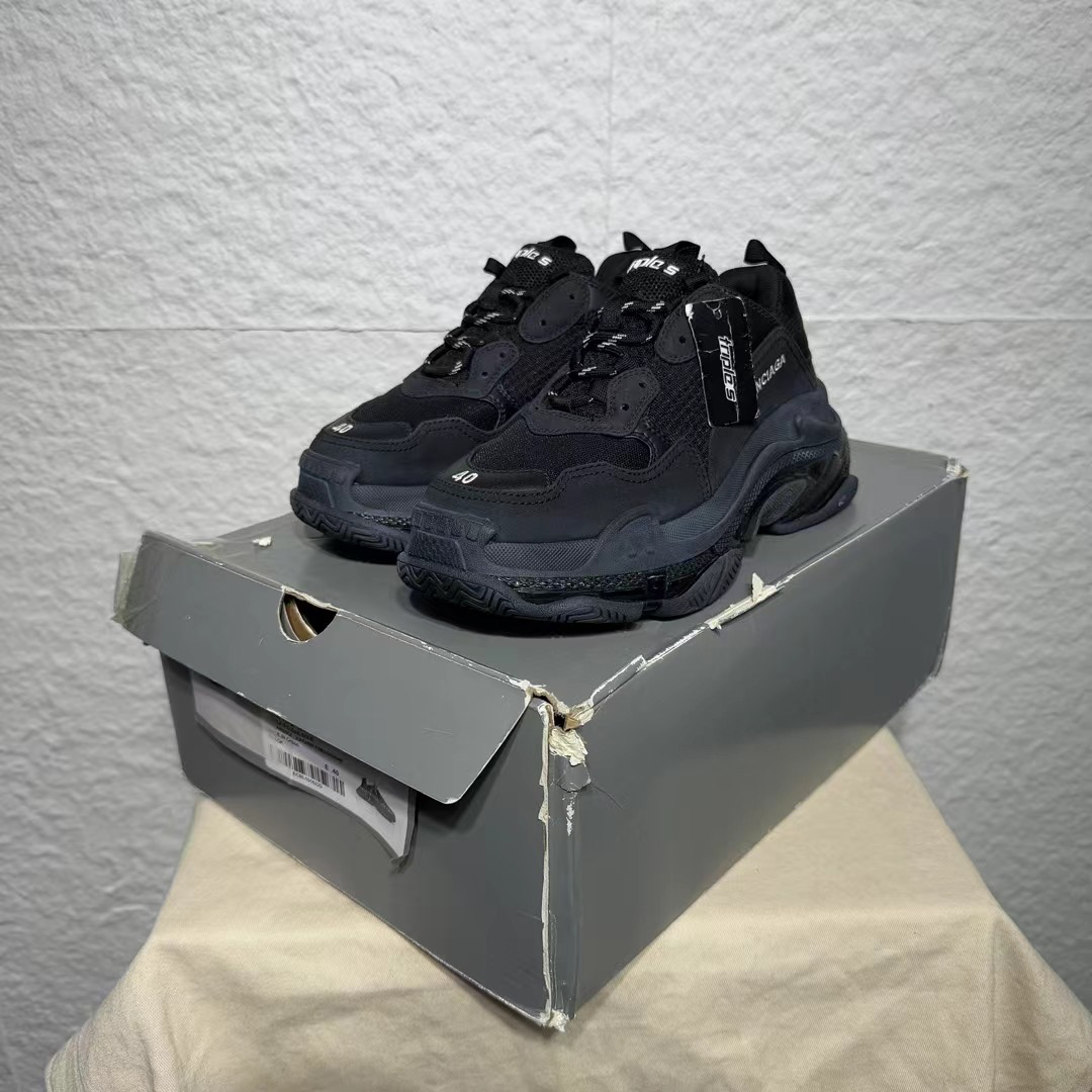 全新未使用 Balenciaga/巴黎世家 40码 Triples 黑透明底 运动鞋