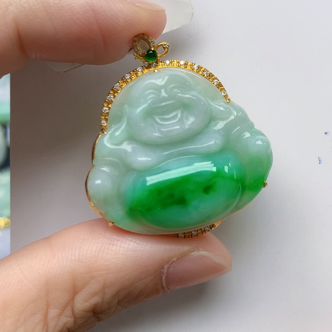 翡翠18K金镶嵌颈饰天然缅甸A货翡翠