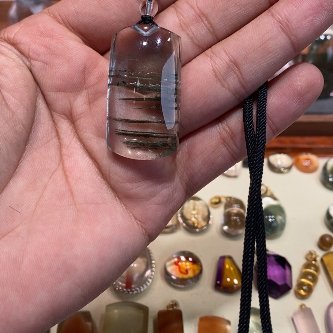 山***1水晶未镶嵌颈饰绿幽灵