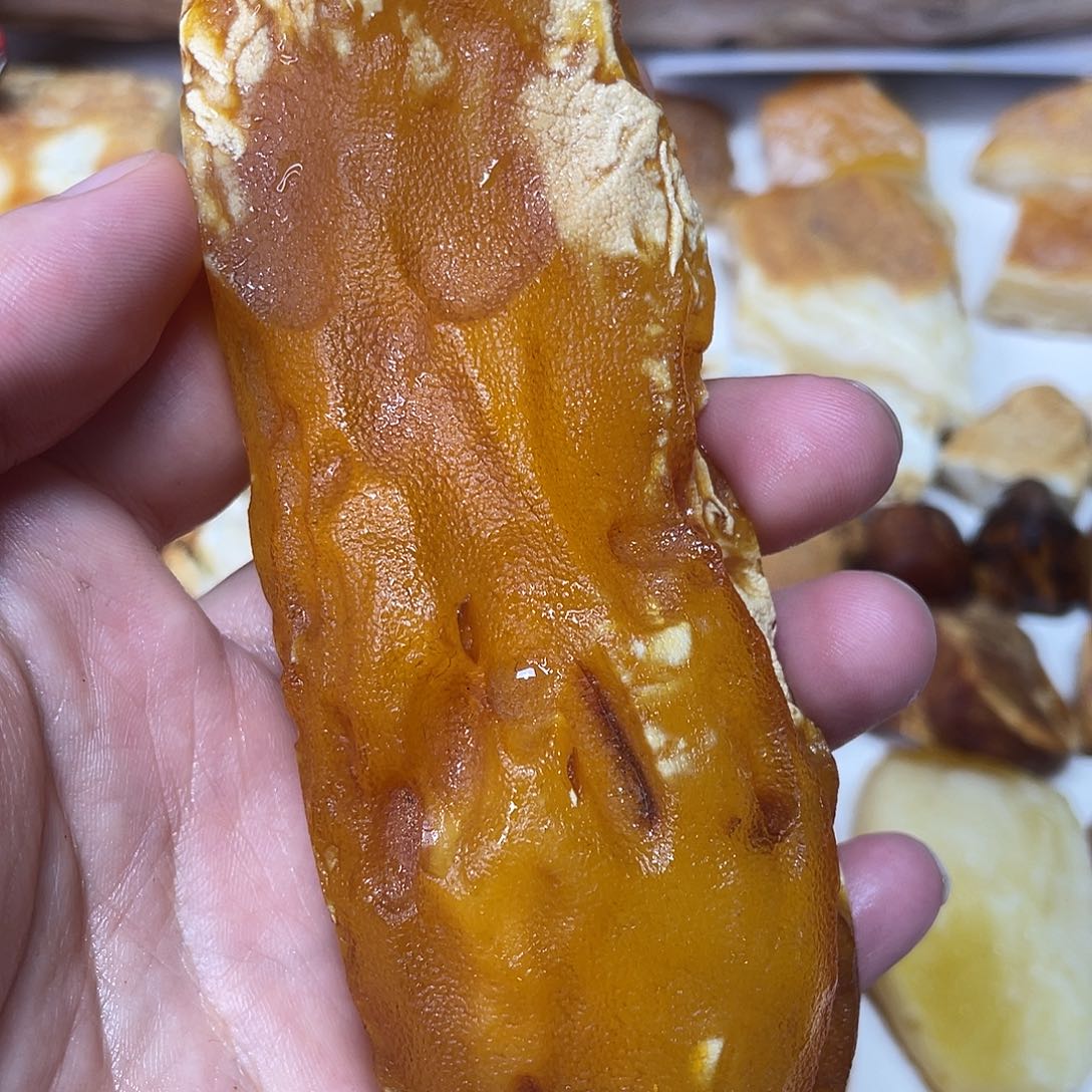 定制琥珀未镶嵌原矿琥珀