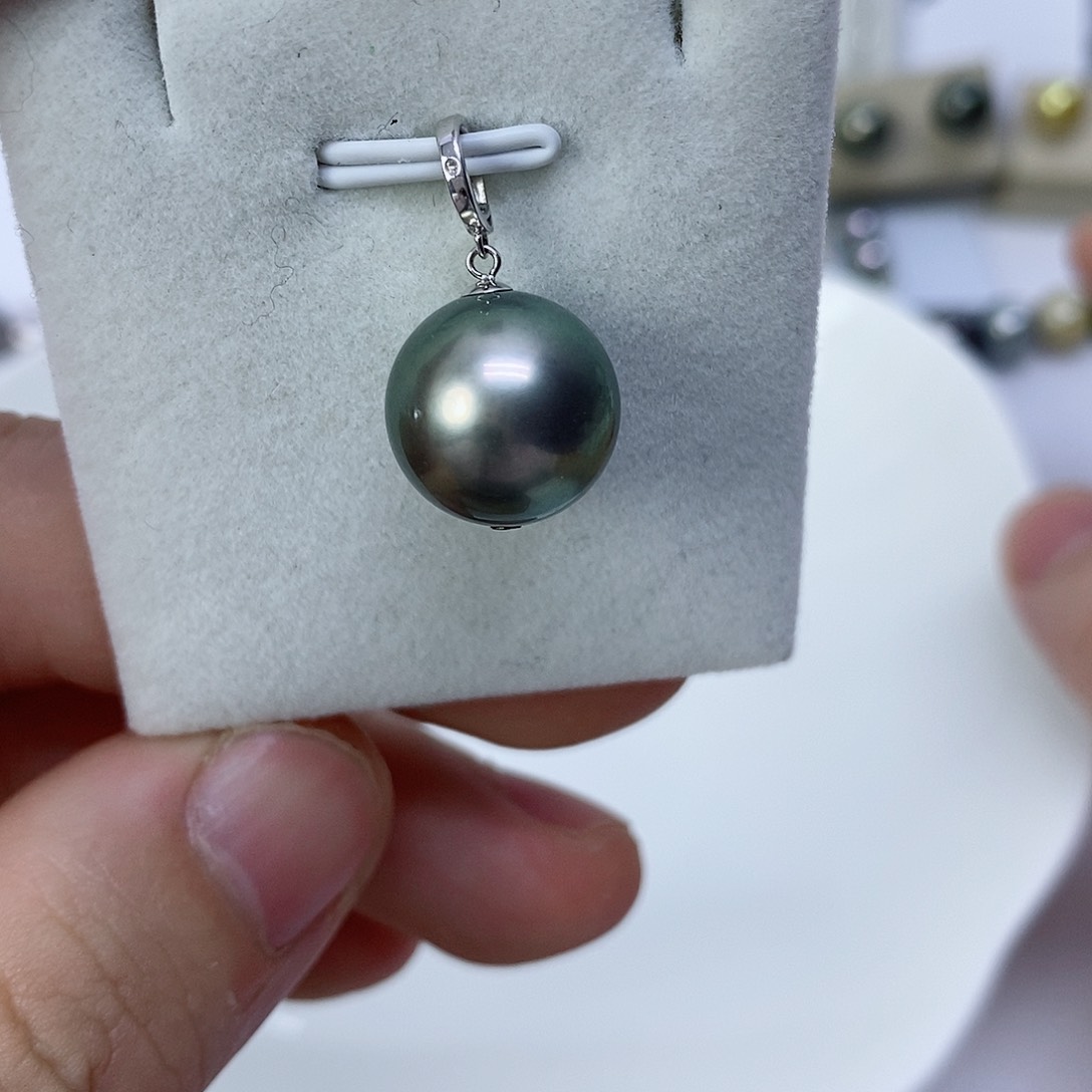 海水珍珠18K金镶嵌颈饰