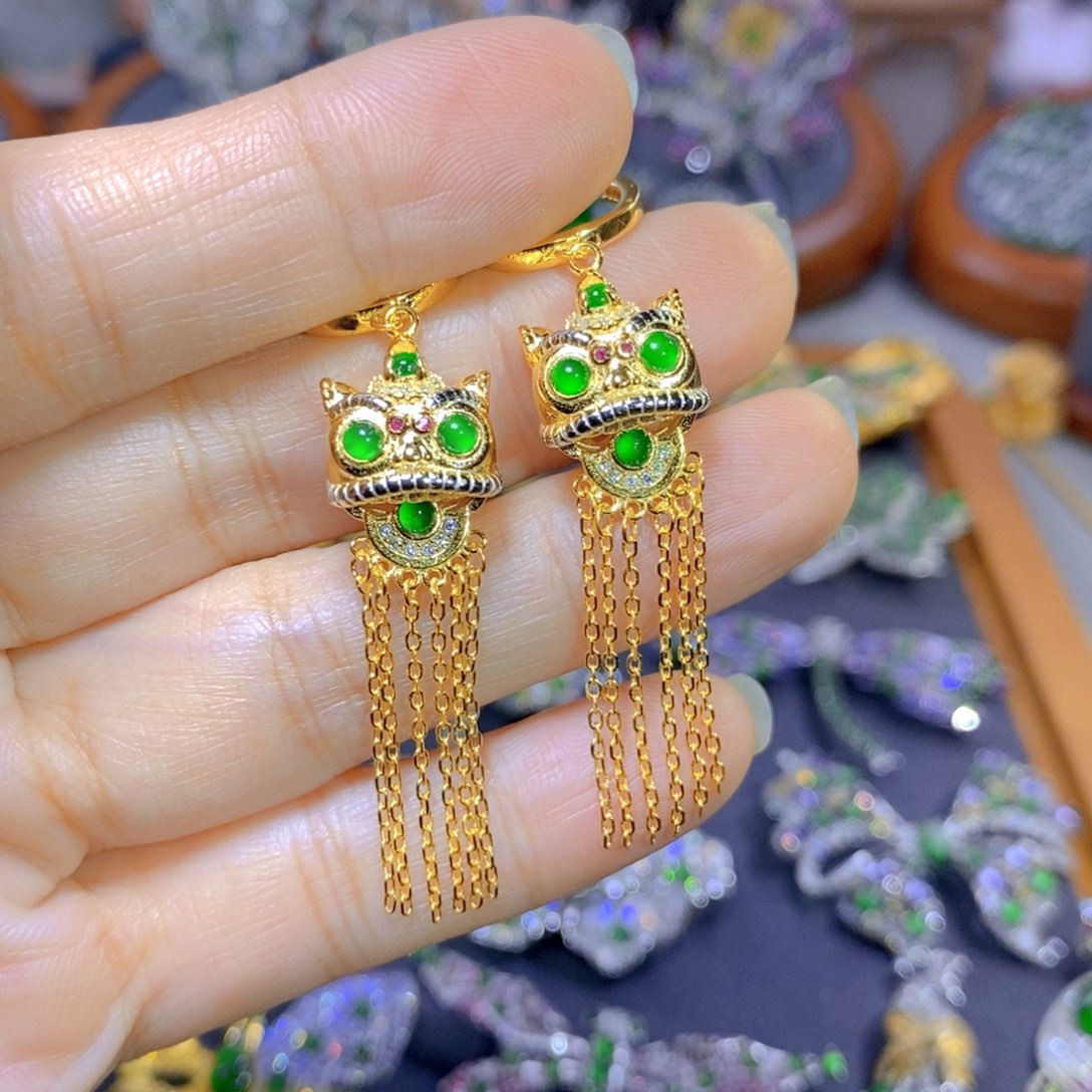 翡翠颈饰银S925镶嵌天然翡翠