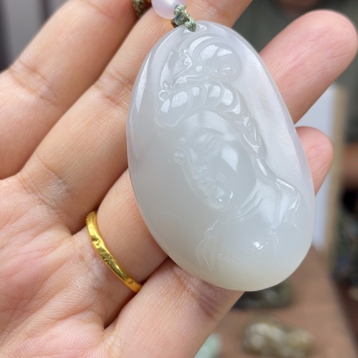 颈饰未镶嵌和田玉