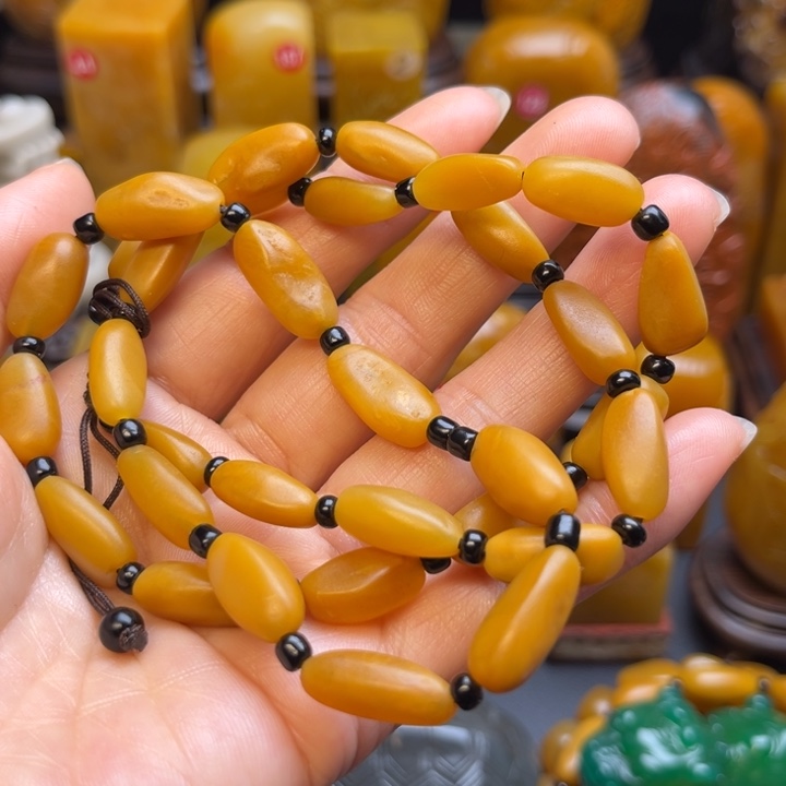 寿山石印石落**羁题材：工艺品