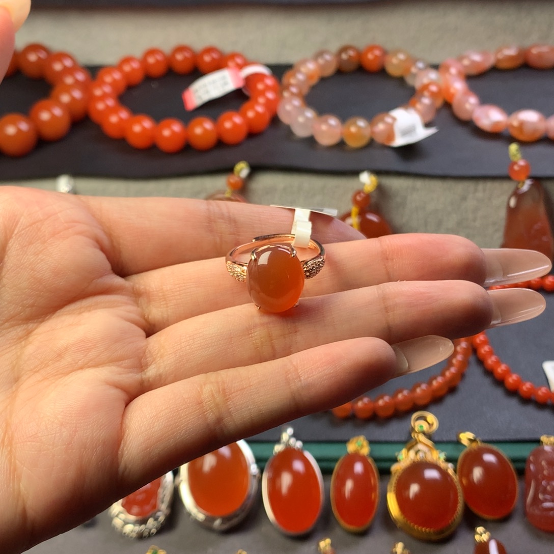 南红玛瑙合金戒指