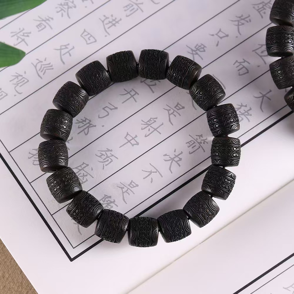 天然绿奇楠木雕刻回纹手串文玩手工木质饰品手串《聚顺》