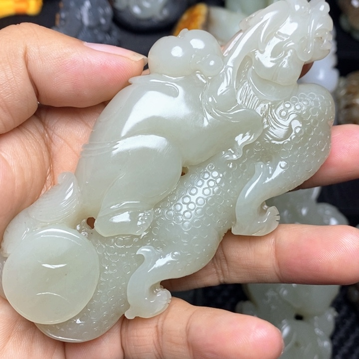 颈饰未镶嵌和田玉