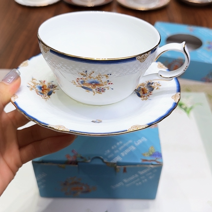 瓷片杯子杯子杯子水杯杯子水杯