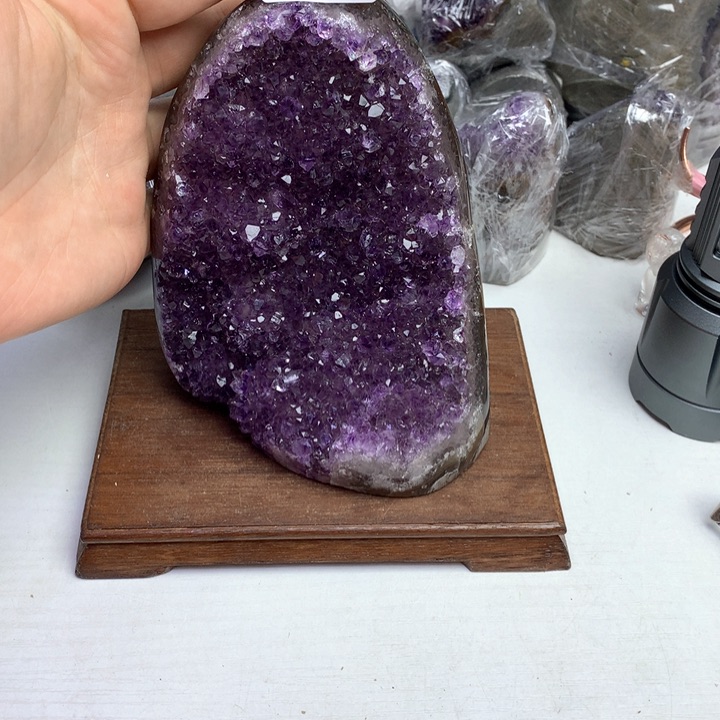 水晶大型摆件（非配饰）未镶嵌