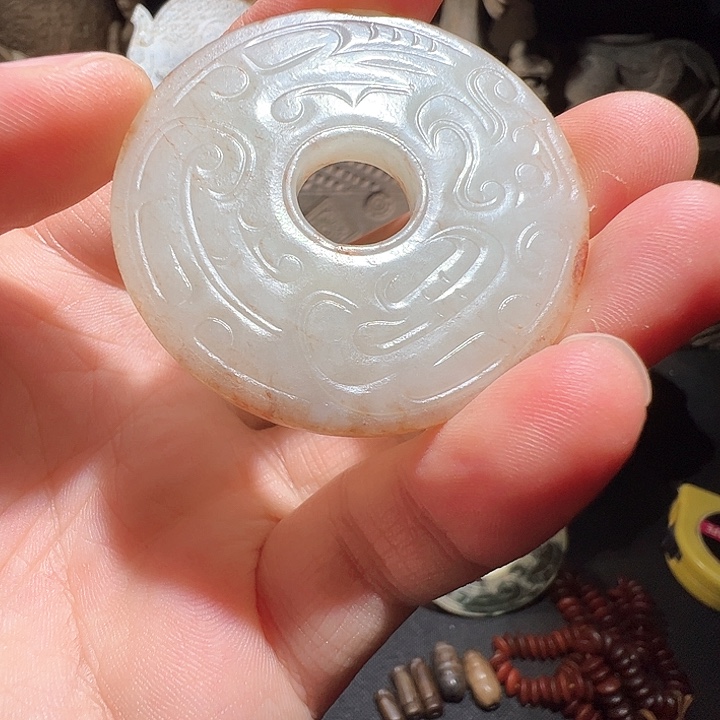 和田玉（糖玉）未镶嵌颈饰得****?