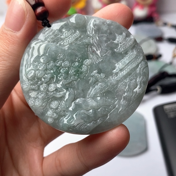 翡翠未镶嵌颈饰翡翠