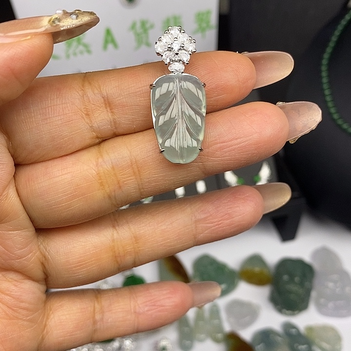 翡翠未镶嵌耳饰翡翠未镶嵌挂件