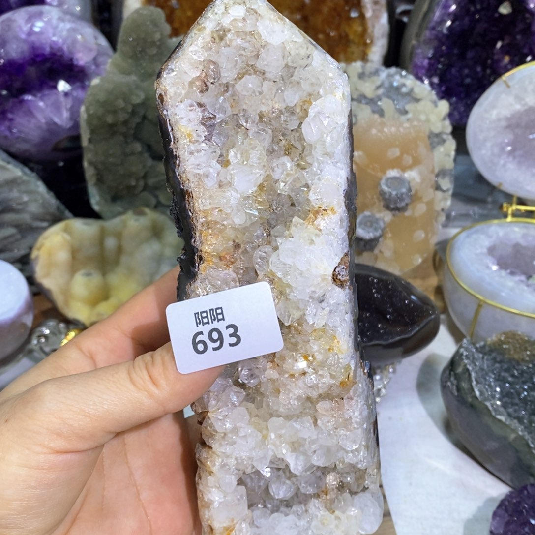 水晶未镶嵌大型摆件（非配饰）