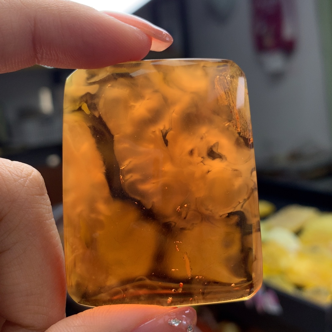 琥珀未镶嵌珠宝奇石