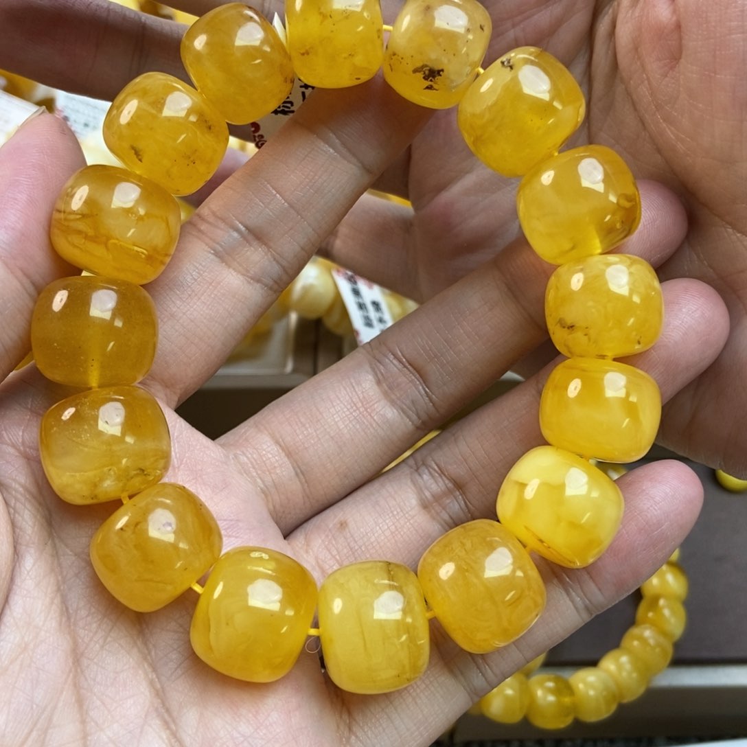 蜜蜡珠宝奇石未镶嵌