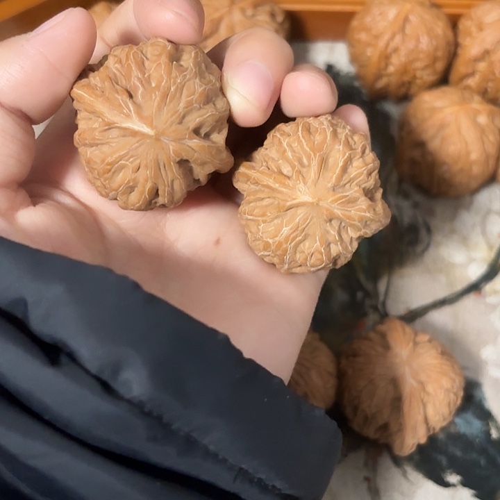 o***6吊坠文玩核桃铁锤