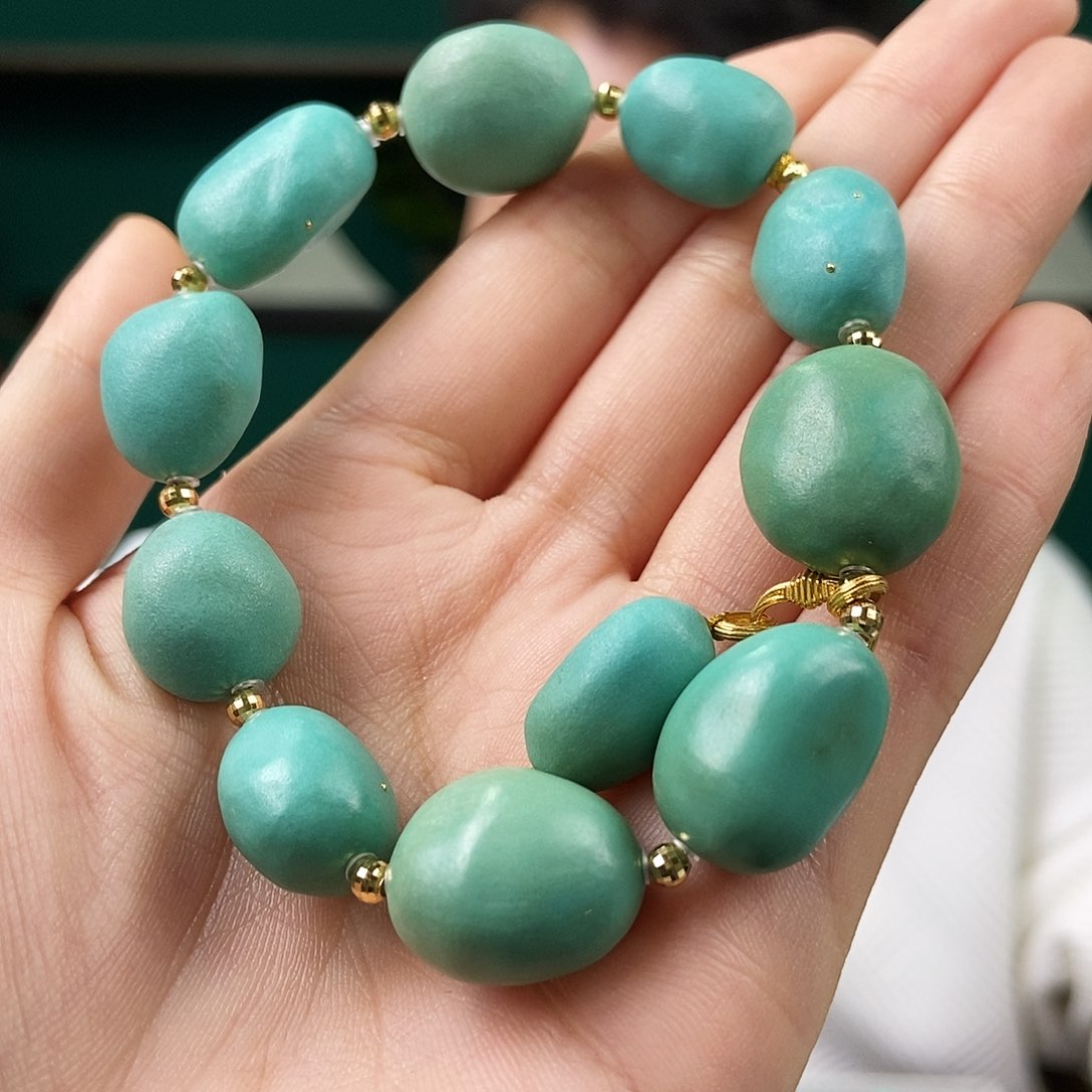 18K金镶嵌绿松石珠宝奇石