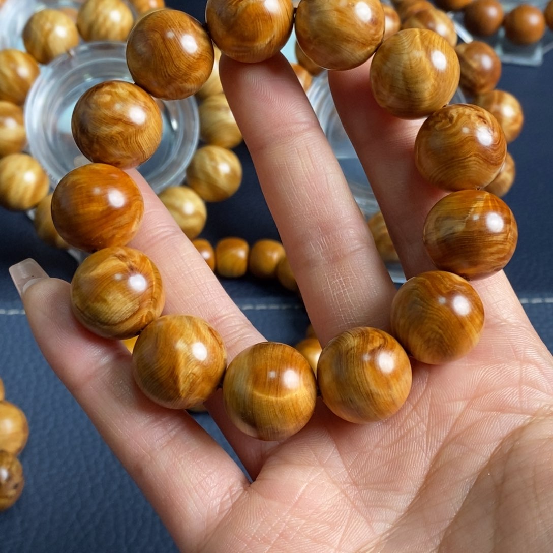 柏木（崖柏）?***了1.8闪电