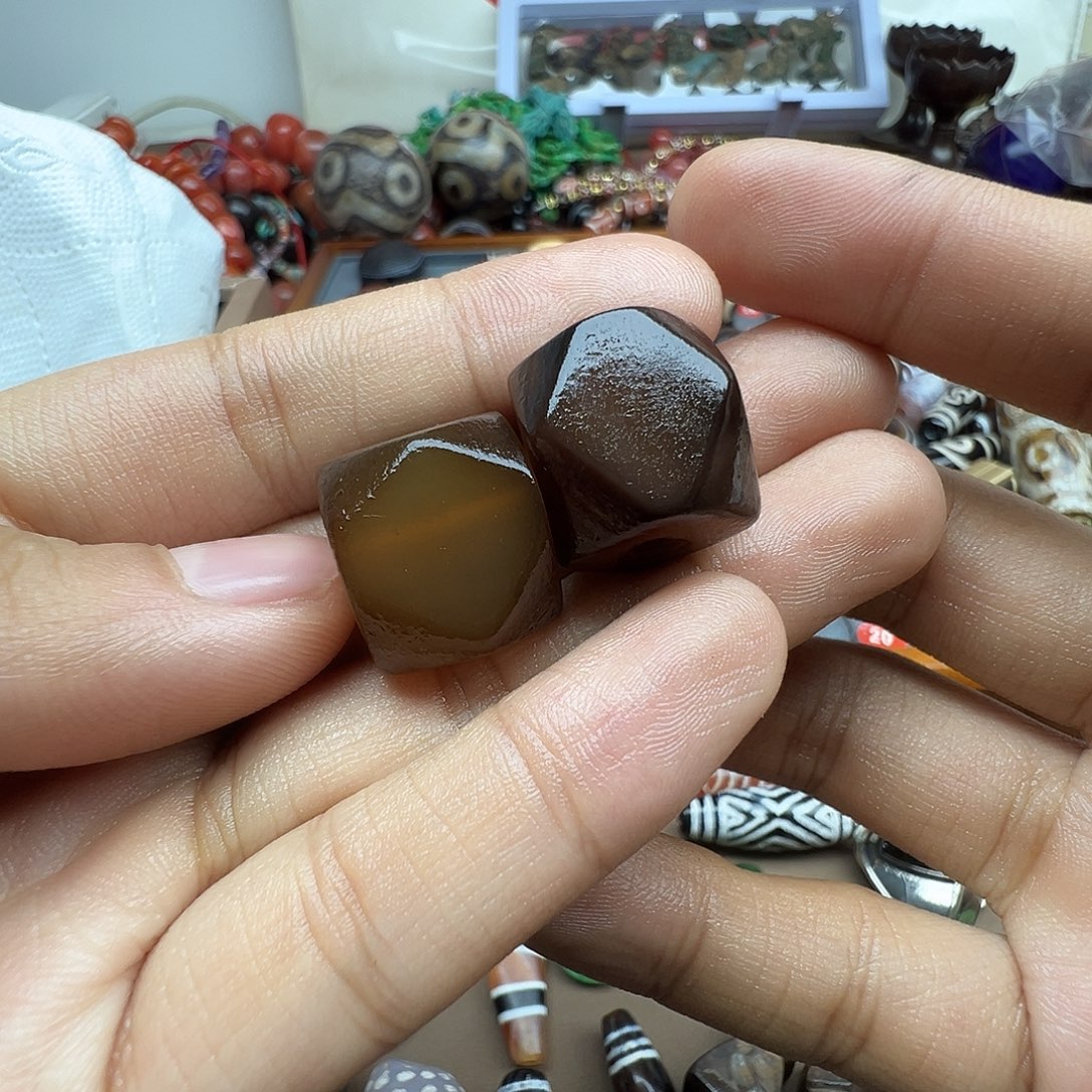 玛瑙/玉髓未镶嵌珠宝半成品