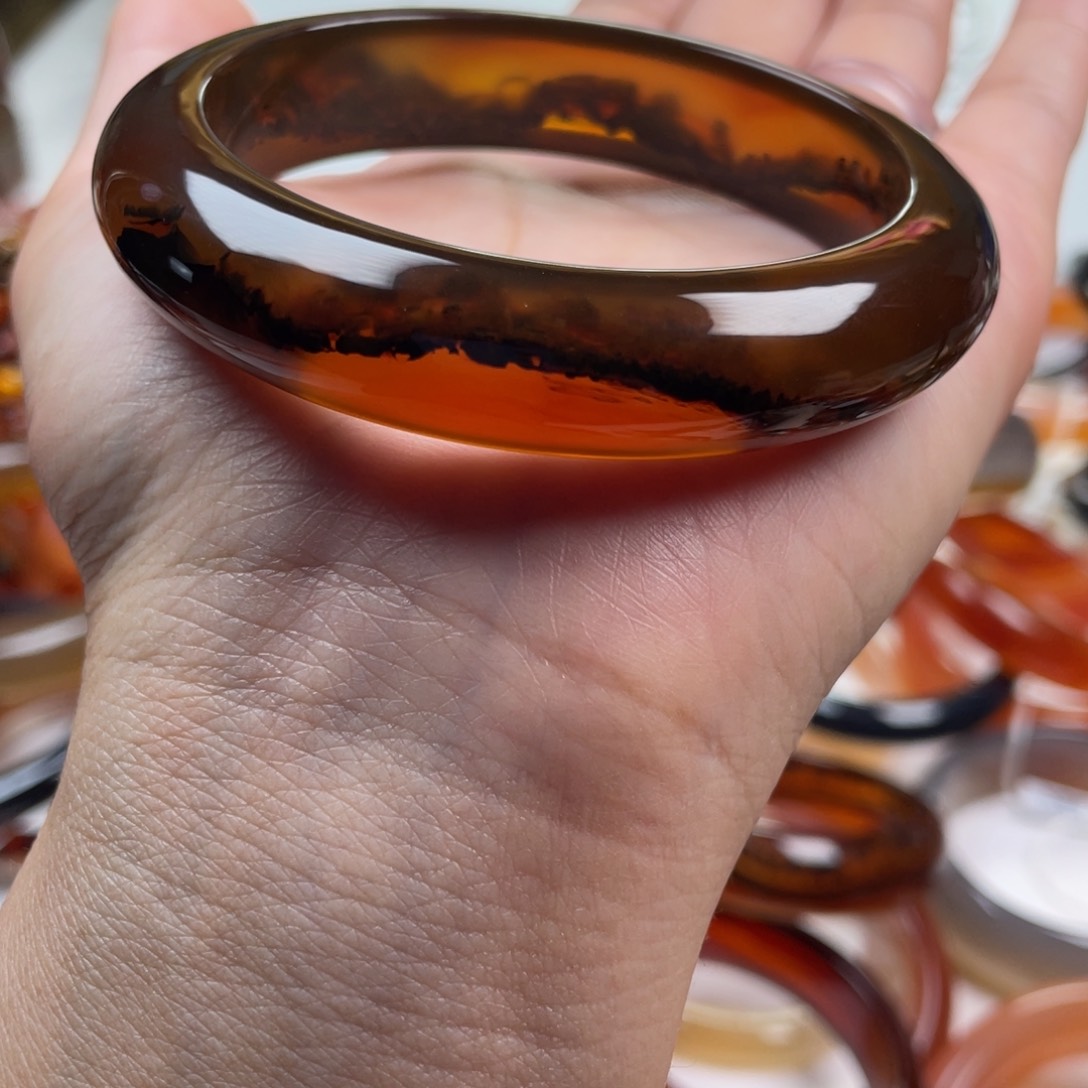 玛瑙/玉髓手镯未镶嵌湘****6