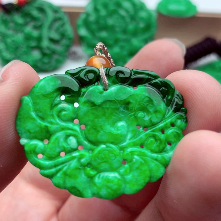 翡翠未镶嵌吊坠(不含链)