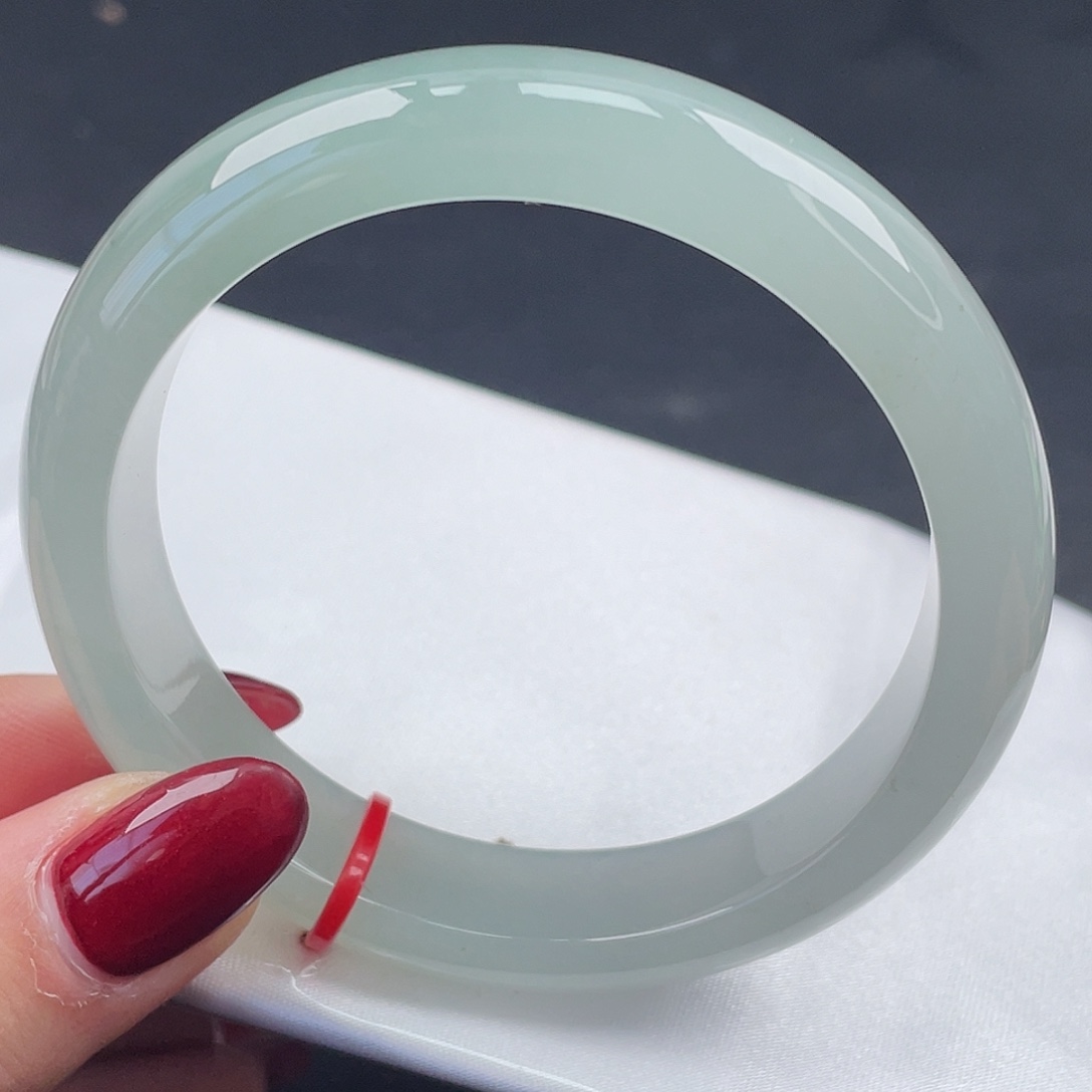 翡翠未镶嵌手镯56圈口