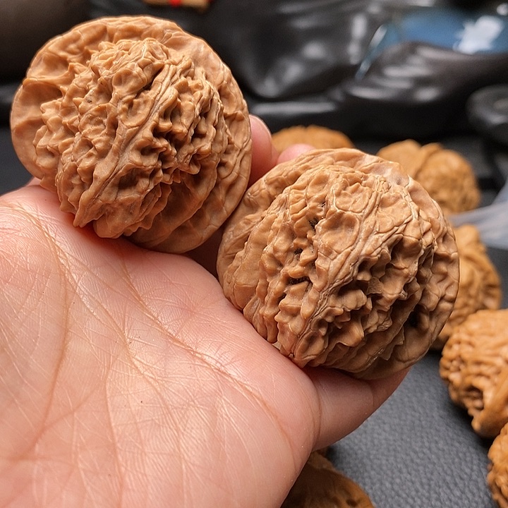 文玩核桃吊坠毛*平谷楼47尺