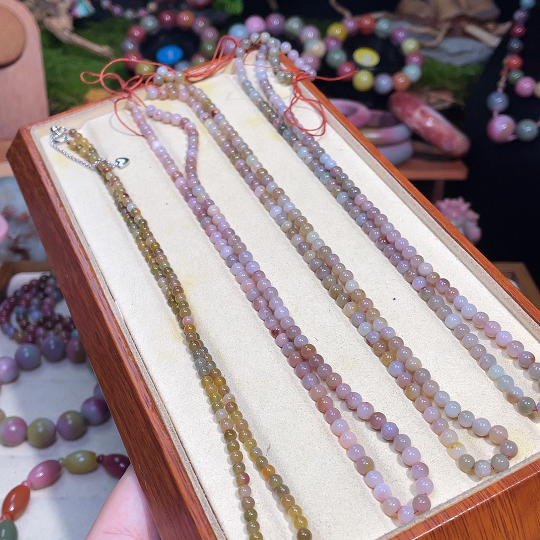 玛瑙/玉髓未镶嵌珠宝半成品盐源玛瑙设计款锁骨99一条