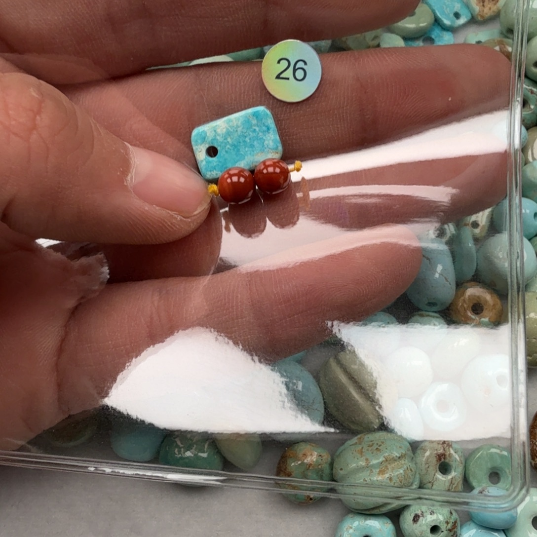 南红玛瑙未镶嵌珠宝奇石