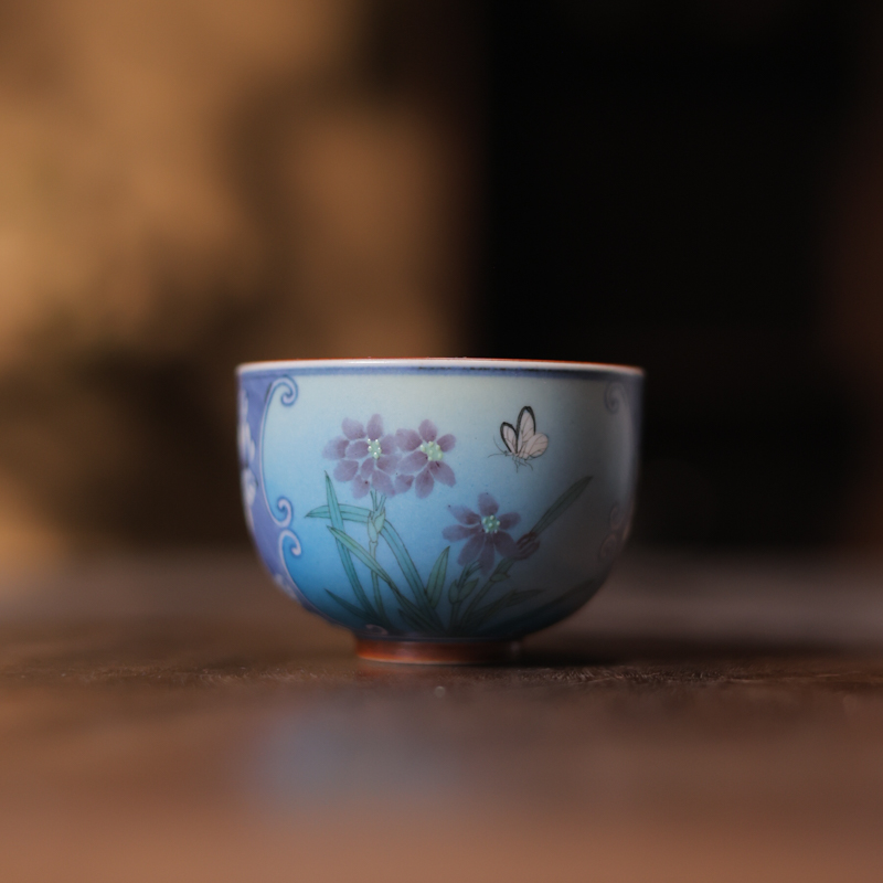 【非遗甄选】开窗斗彩渐变底色紫菊杯120ml（新墨冉0396）