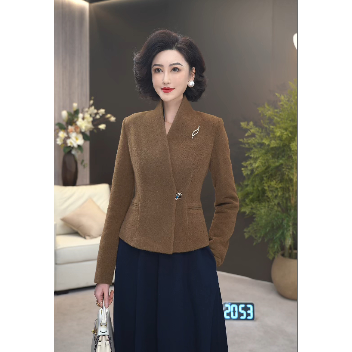 2025新款麦尔登云绒呢短款高贵气质西装上衣外套WF2102