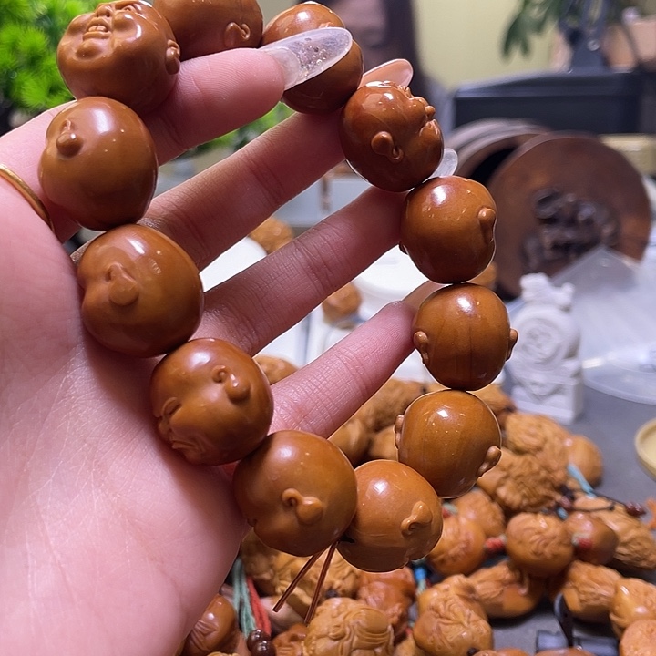 爍***橄榄核吊坠橄榄核雕