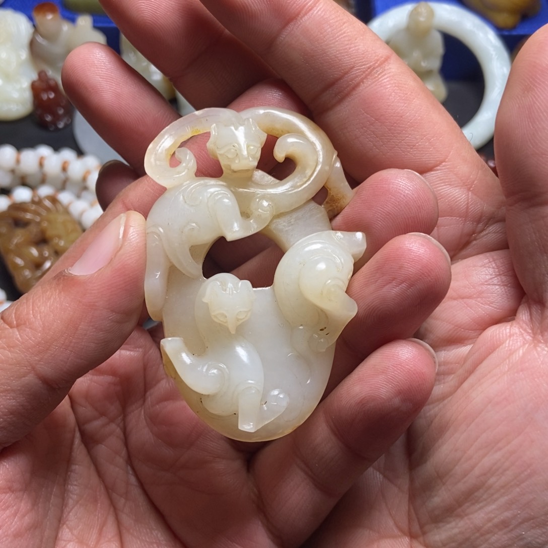 和田玉挂件未镶嵌