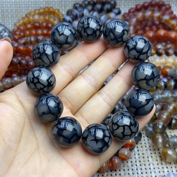 铭***爷玛瑙/玉髓手链未镶嵌