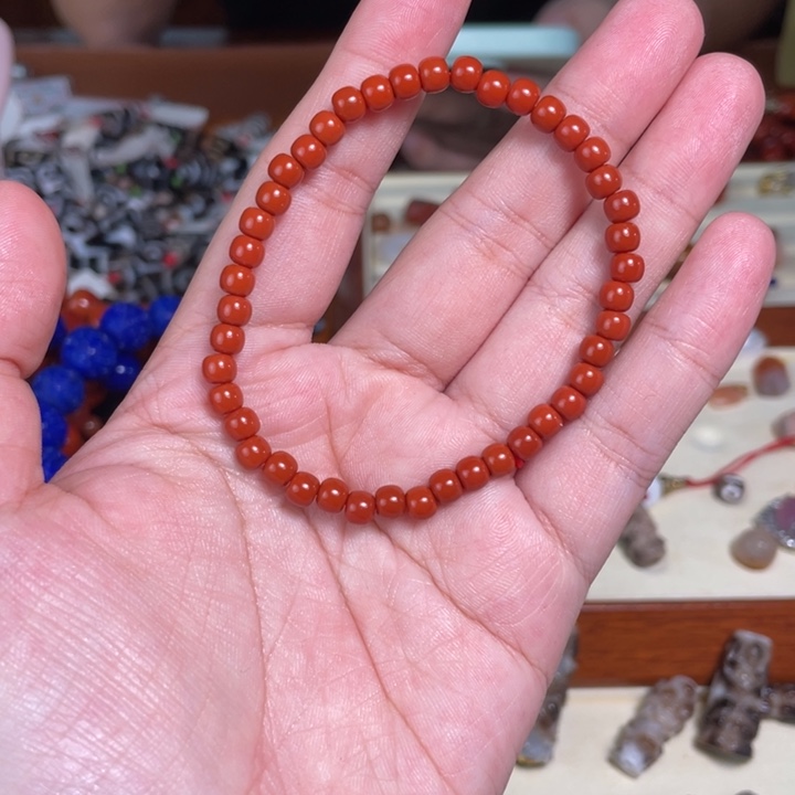 南红玛瑙未镶嵌颈饰4