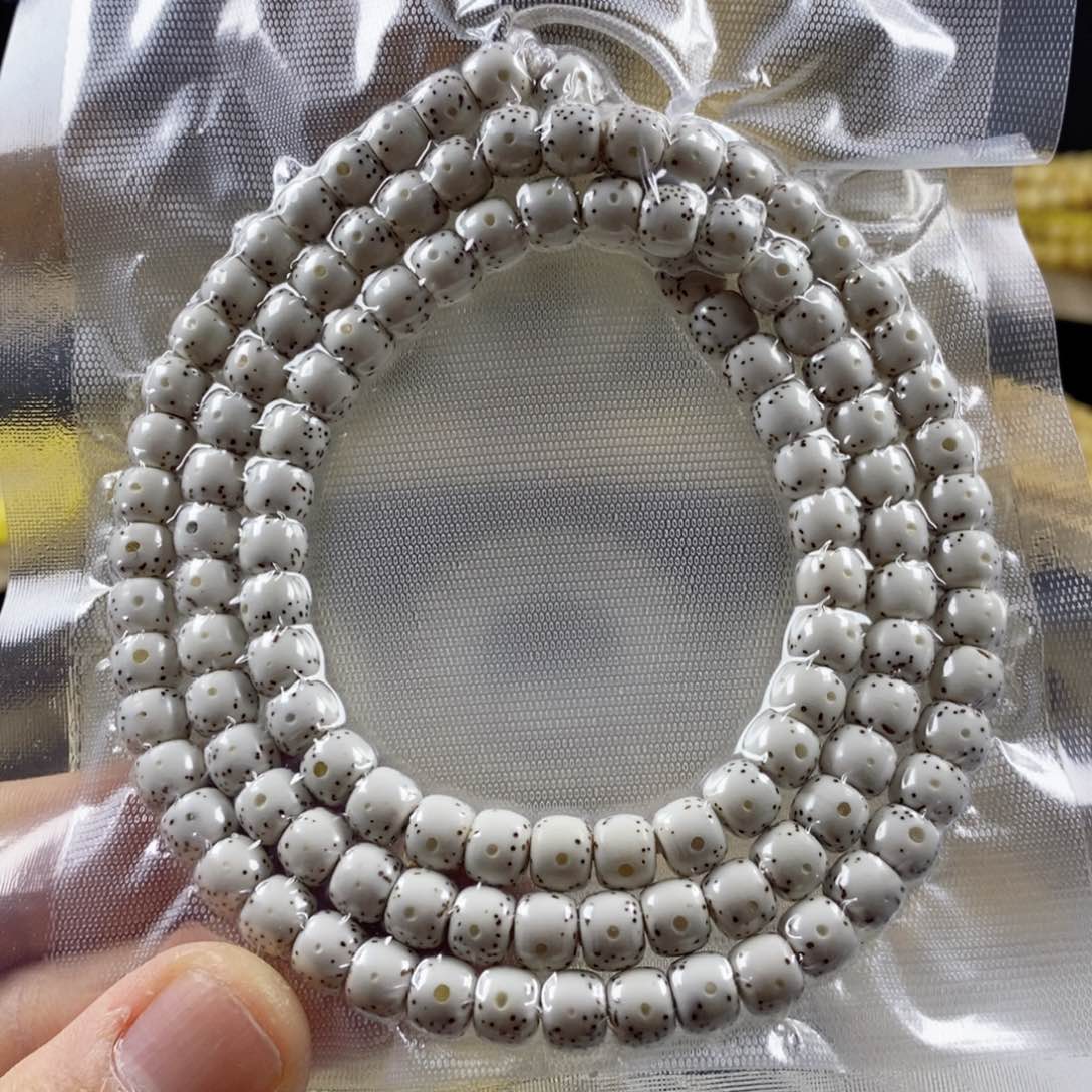 星月菩提吊坠星月菩提7×6原生态月留白