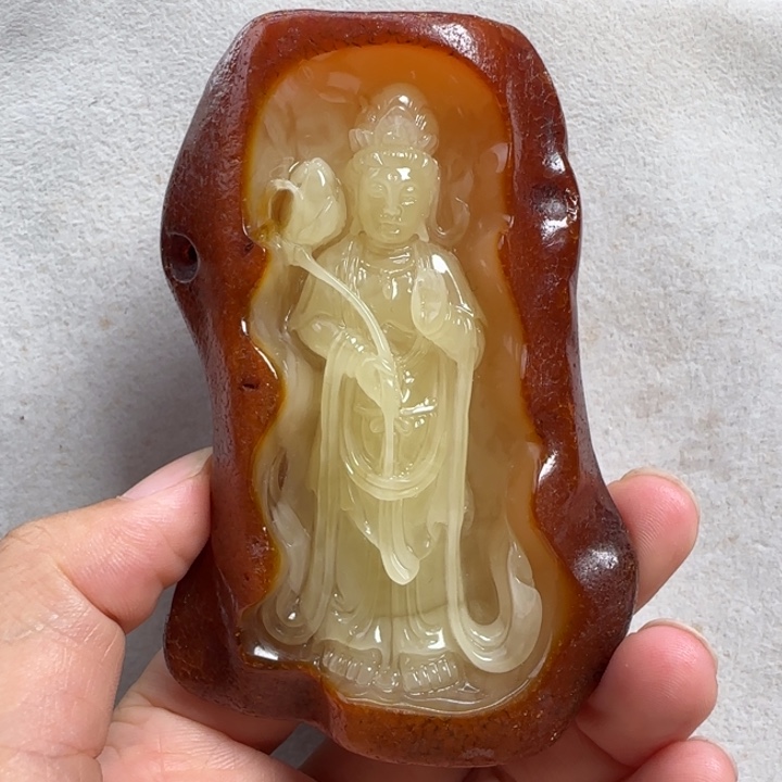 蜜蜡未镶嵌珠宝奇石