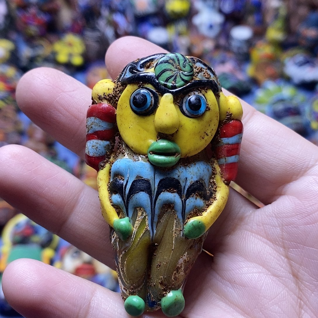 琉璃颈饰法老娃娃